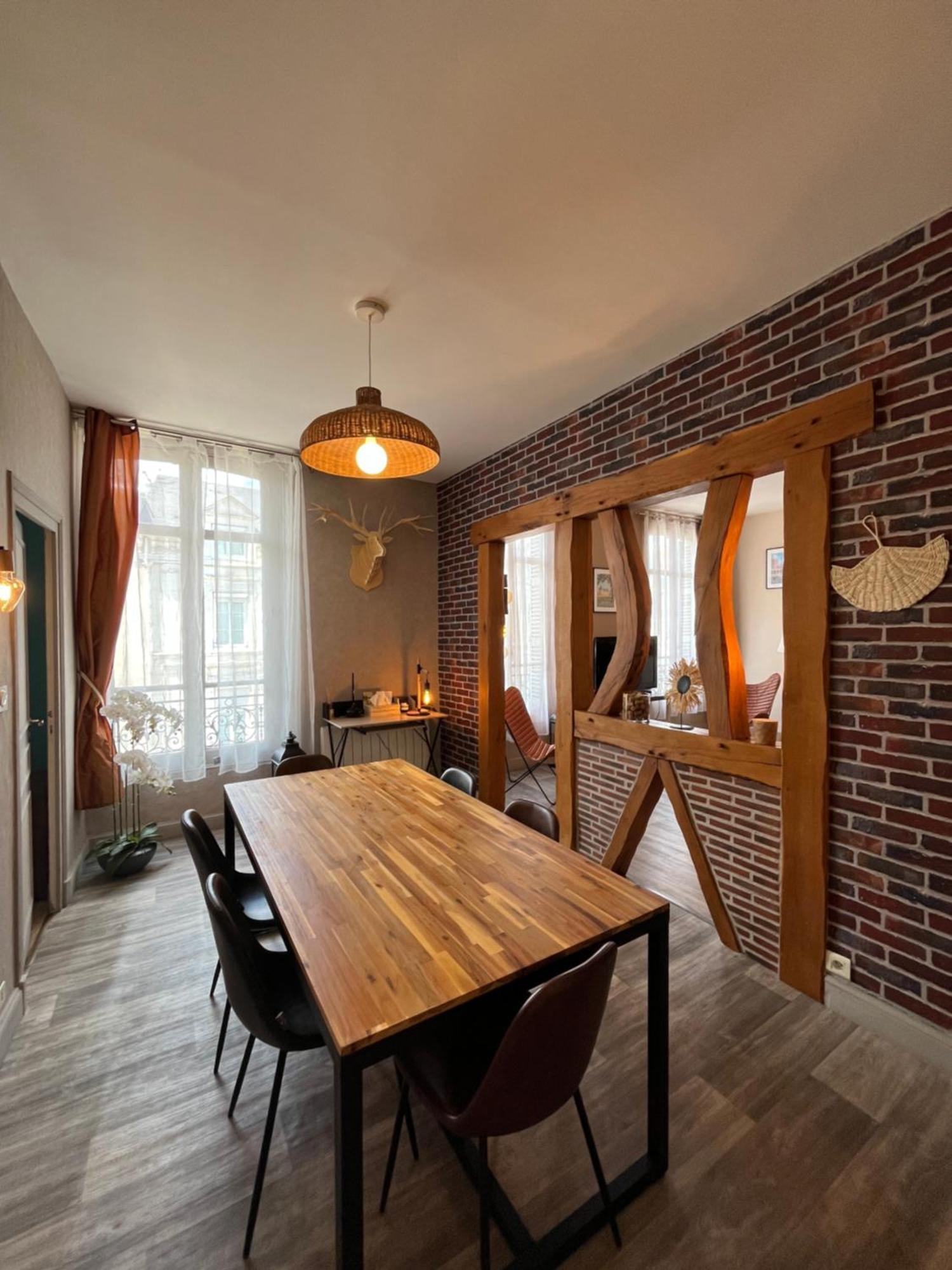 Cote Chateau - Grand Appartement Au Coeur De Blois Extérieur photo