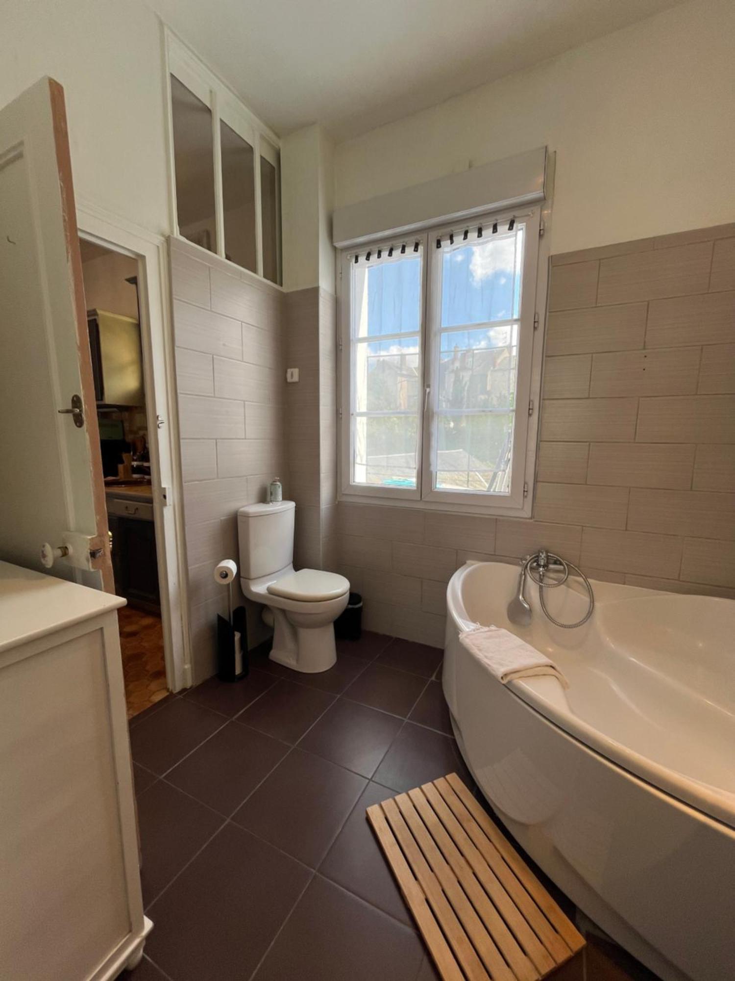 Cote Chateau - Grand Appartement Au Coeur De Blois Extérieur photo